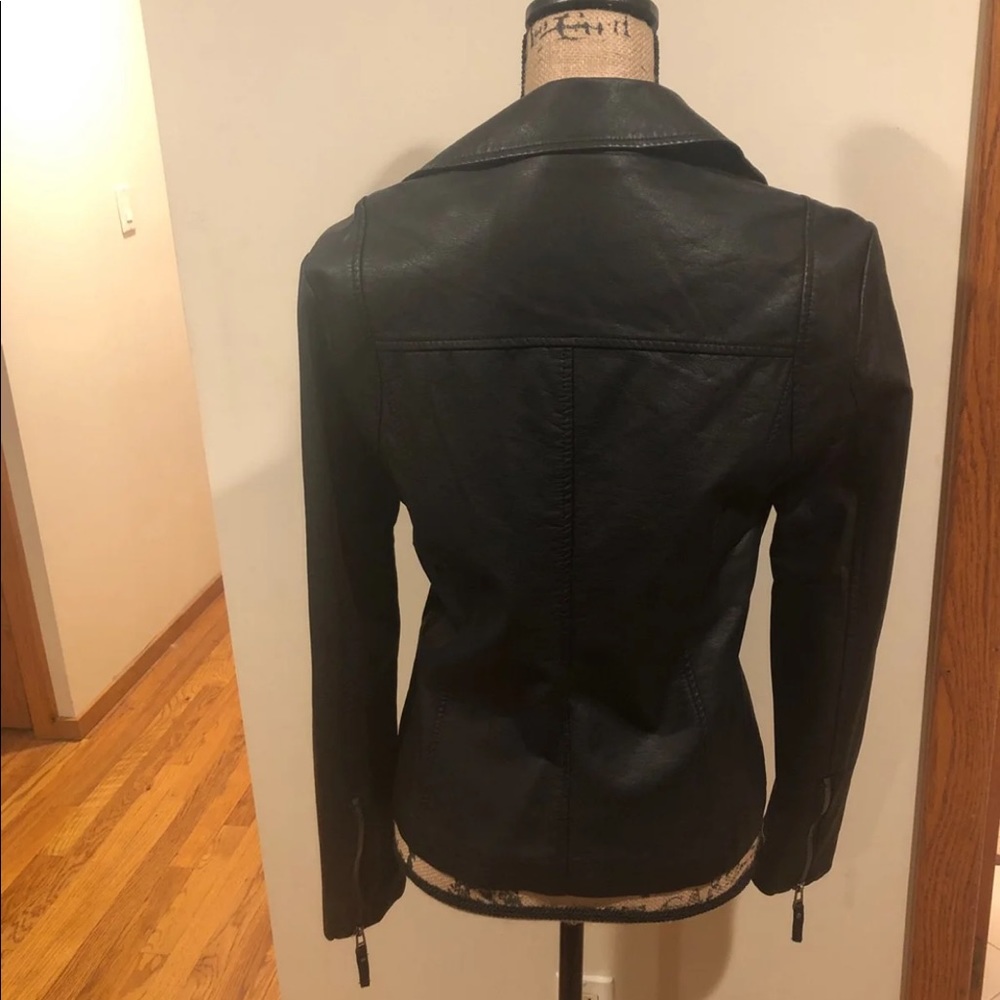 Max Studio Leather Jacket - image 3